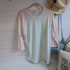 Lularoe raglan sleeve shirt